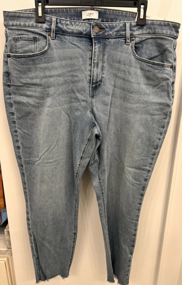 Women’s Loft Curvy Skinny Ankle Jeans Mid Wash Size 18 NWT Spring Date Night