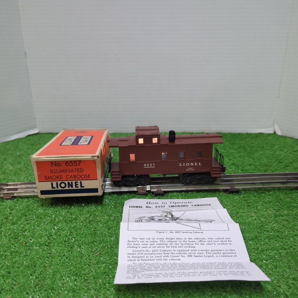 Lionel  #6557 Rare Illuminated Smoke Caboose/ Does Smokes/Ob & Instructions/1958