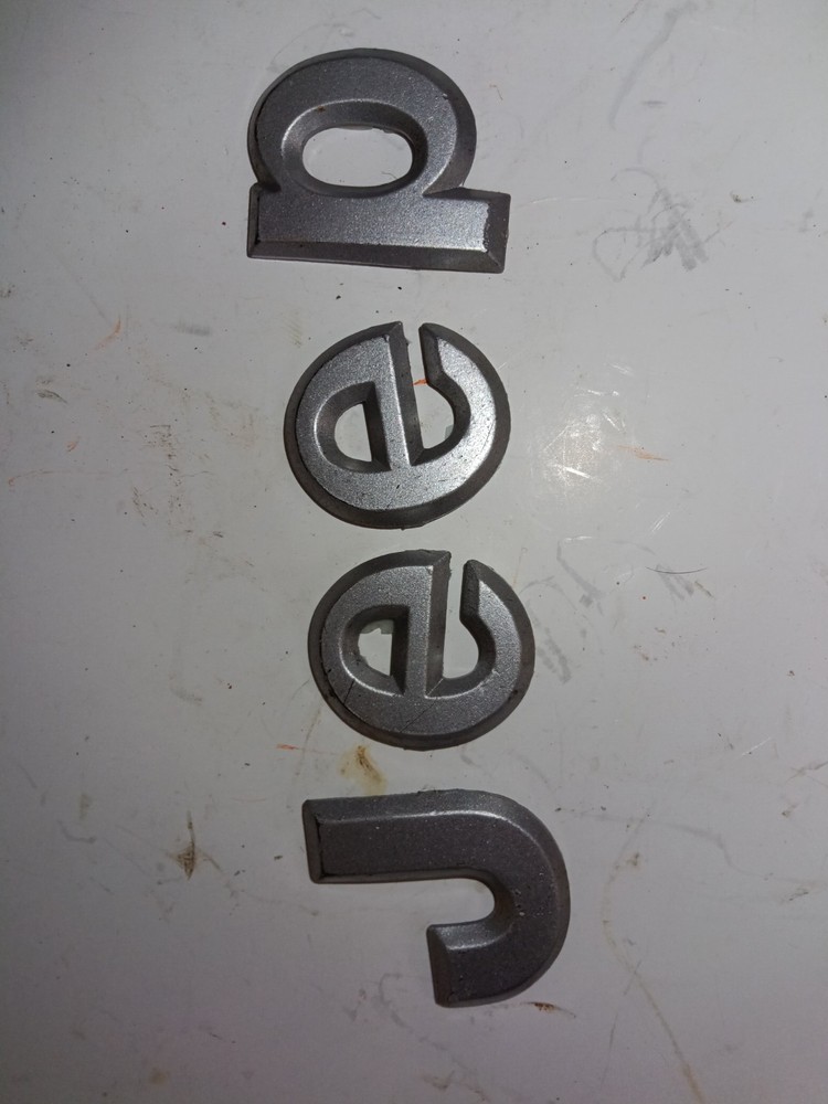 1991-1996 Jeep Cherokee XJ Comanche MJ Front Header Letter Nameplate Emblem OEM