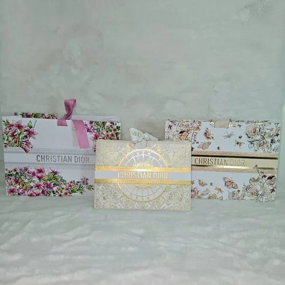 DIOR Floral Print Ribbon Collapsible Gift Bag with Elegant Design