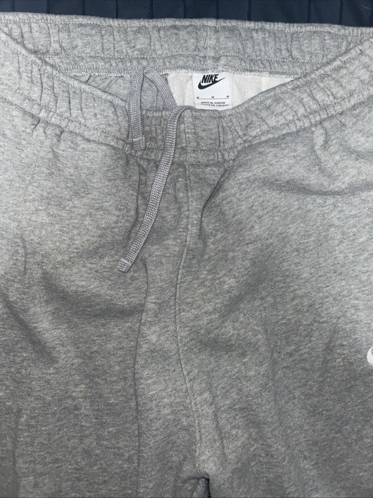 Nike Jogger Sweatpants Mens Medium Gray Fleece Tapered Cuffed Drawstring Swoosh