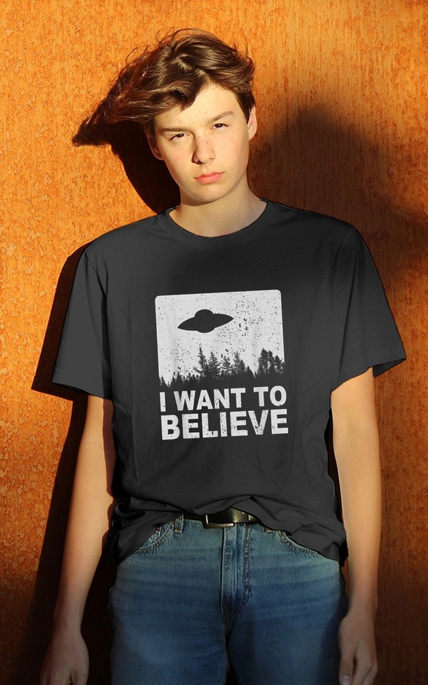 I Want To Believe T-Shirt I Aliens UFO Area 51 Roswell T-Shirt