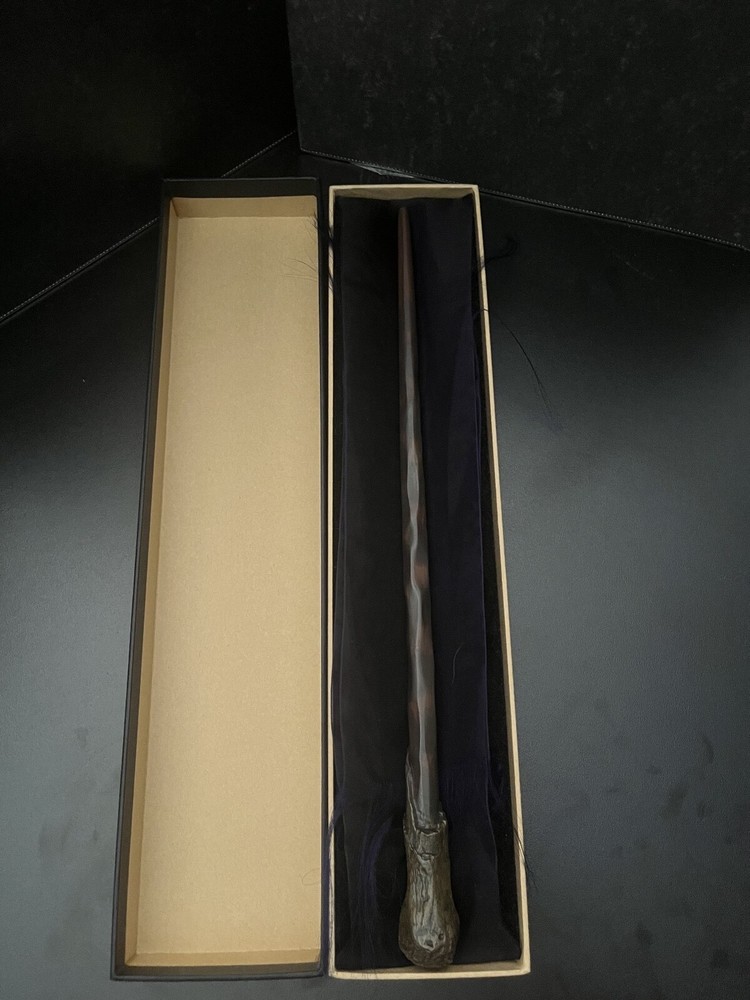 Rare Noble Collection Harry Potter Ron Weasley Wand by Olivander S04