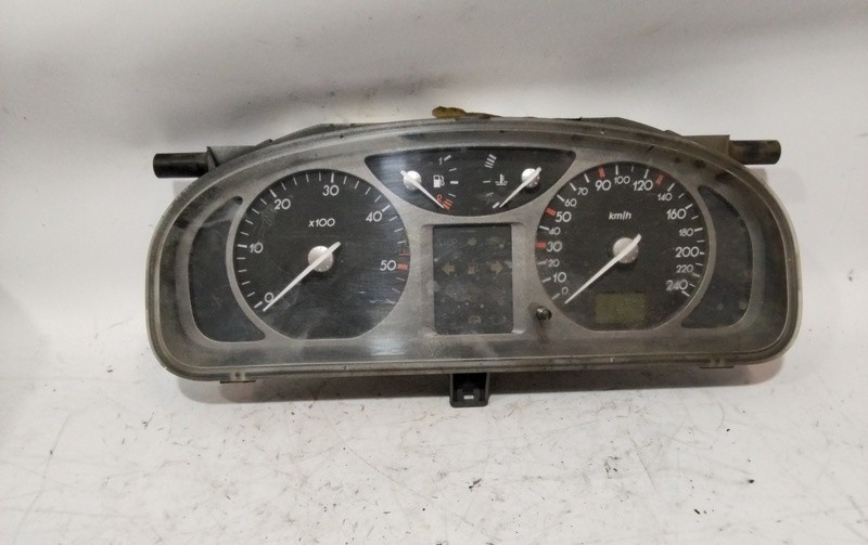 8200399767 instrument cluster Renault Laguna II BG0 AUTHENTIC 2001 1823610