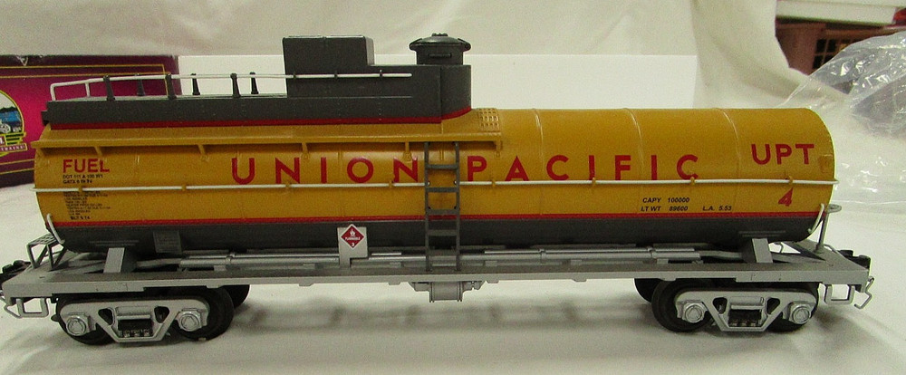 MTH 20-96802 O Gauge Union Pacific Die-Cast Fuel Tank Car LN