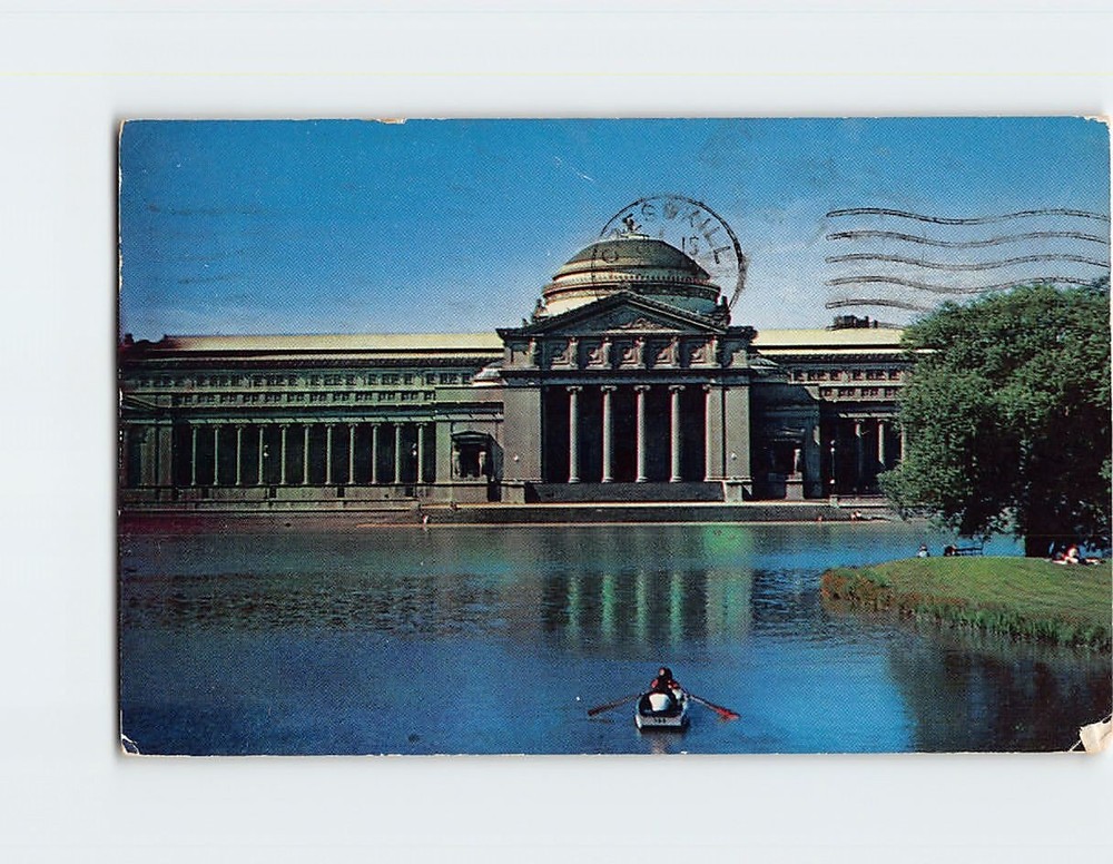 Postcard Museum of Science & Industry Chicago Illinois USA