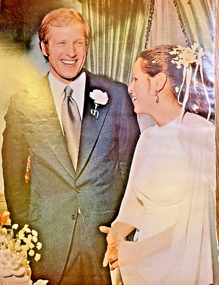 1973 Vintage Magazine Illustration Actor Ken Howard & Wife