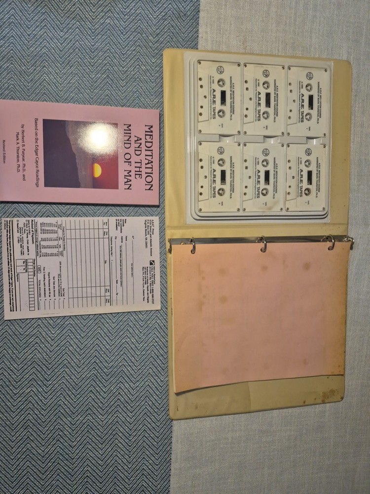A.R.E. Meditation Course Based on Edgar Cayce Readings (Cassette Tapes, Binder)
