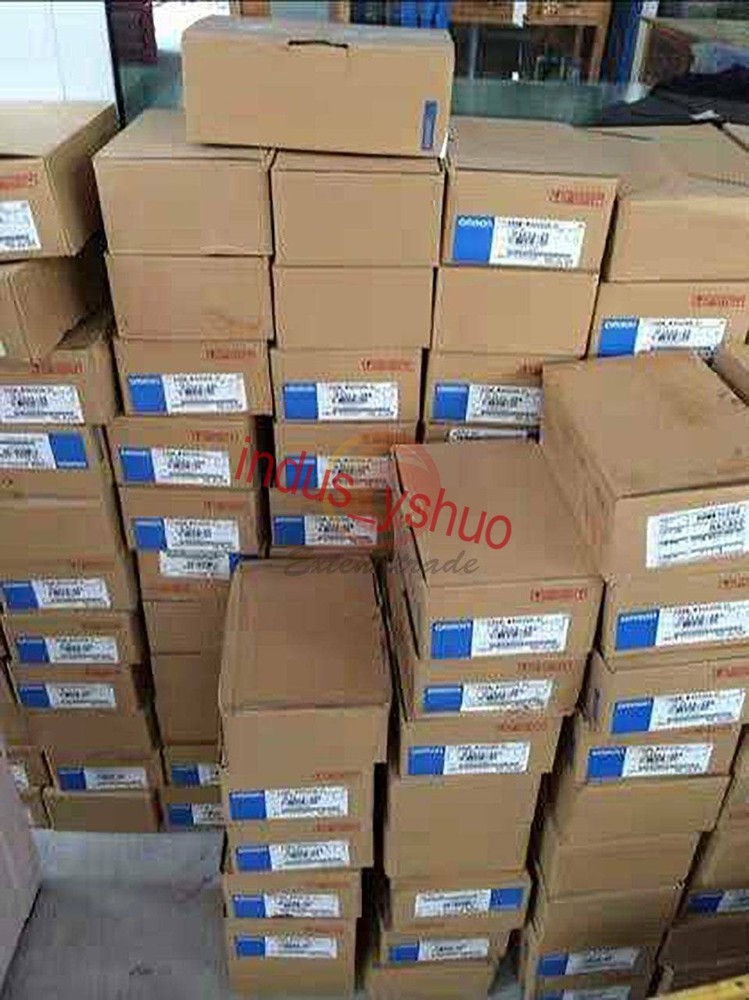 1PCS New OMRON Servo Motor R88M-K40030H-B