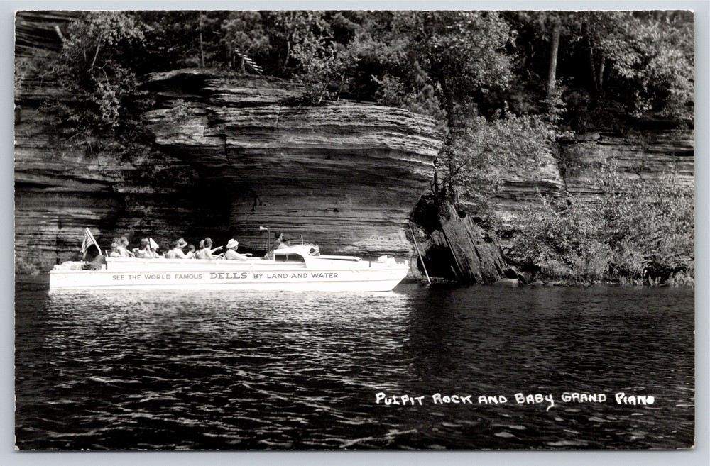 RPPC~Wisconsin Dells Tour Boat~Pulpit Rock~Baby Grand Piano~Real Photo Postcard