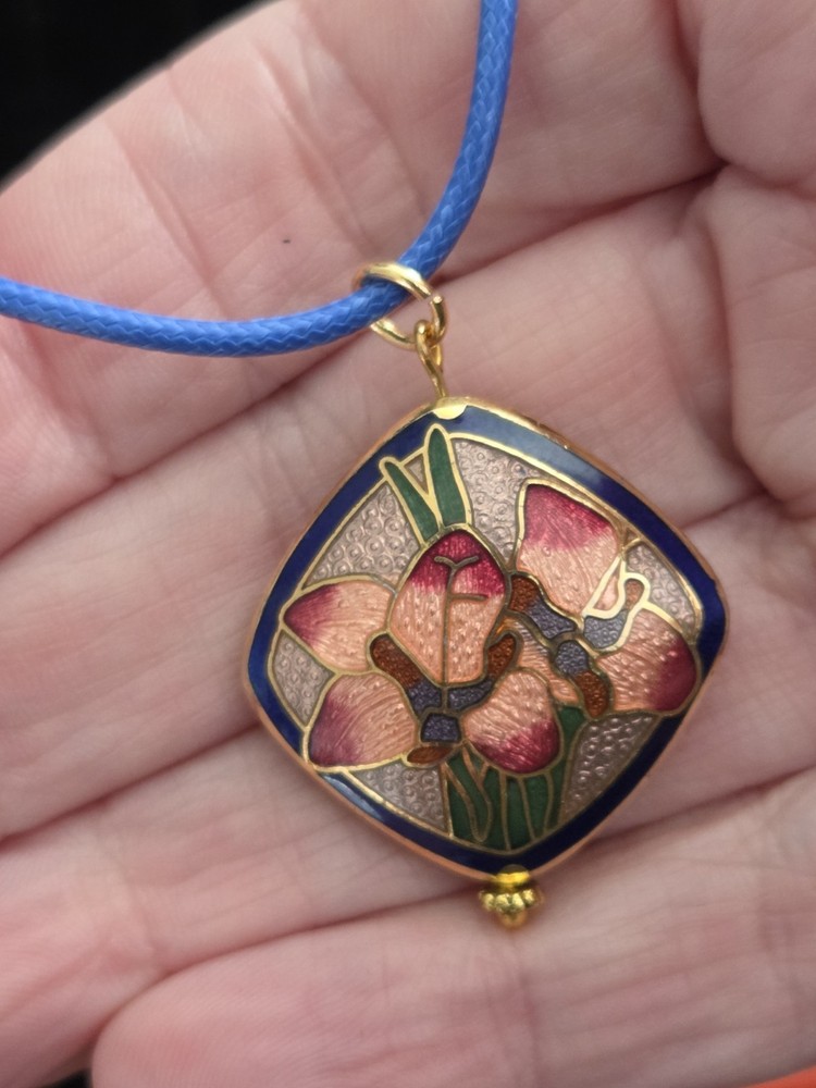 Vintage PUFFY CLOISONNE ENAMEL PENDANT Necklace Orange Lotus Flower Double Sided