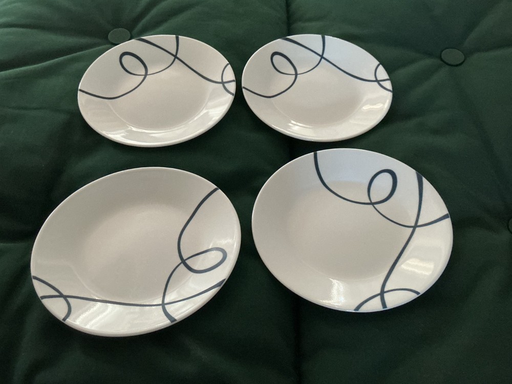 Corelle LIA Bread Dessert Plates 6 3/4” White W/Navy Blue Swirl Lines ~ Set Of 4