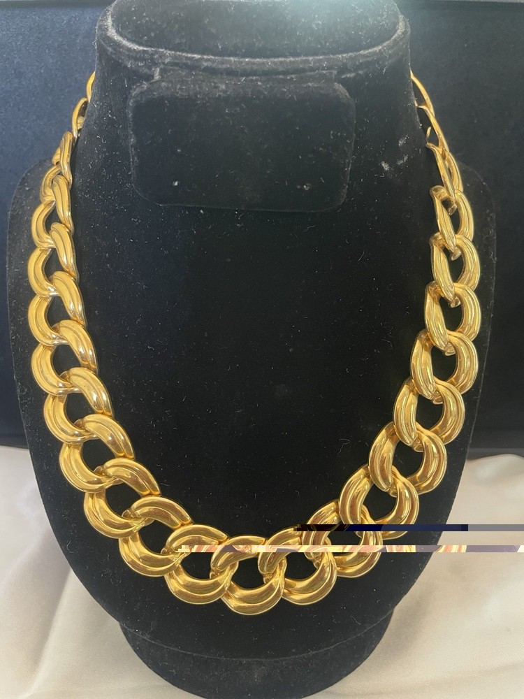 Vintage Gold Tone NAPIER Link Chain Necklace PAT. 4774743 Measures 18.5” CHUNKY