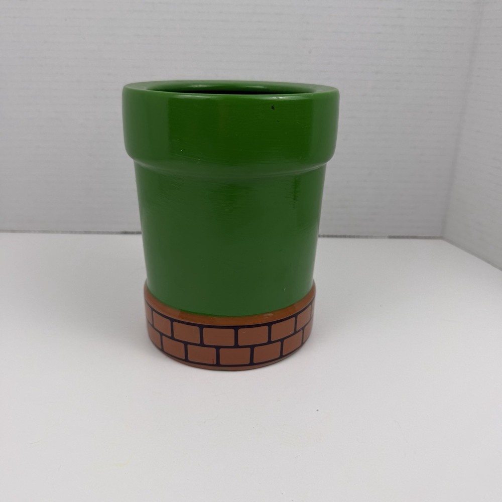 Nintendo Super Mario Warp Pipe Ceramic Plant Pot & Pen Holder Paladone Desk Deco