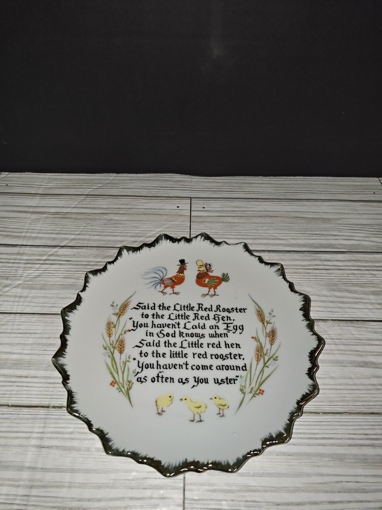 Vintage Red Rooster Red Hen Kitchen Wall Hanging Plate Kitschy Scalloped Edge