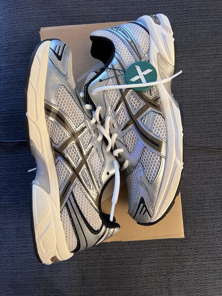 Asics Gel-1130 Men Size 10 White & Brown