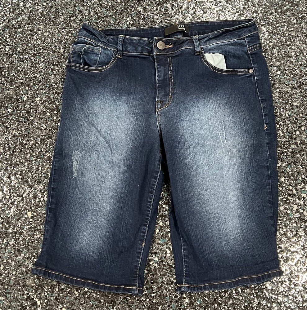 1822 Denim Women’s Size 14 Dark Blue Distressed Jean Shorts