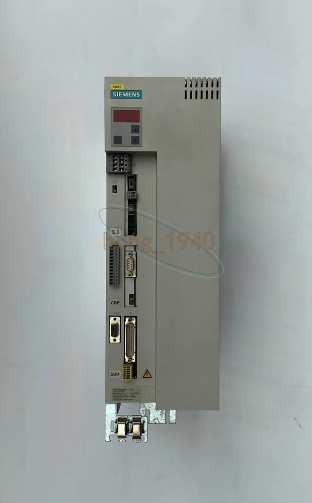 One Used Siemens Inverter 6Se7022-6Tp50-Z Z=G91+C43+K80