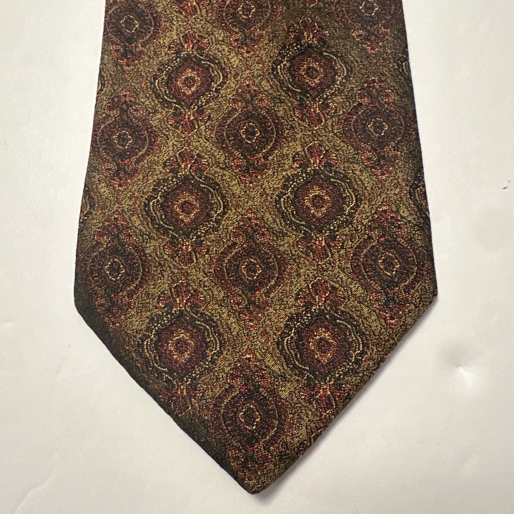 PRETI Hand Made for Boyds USA 100% Silk Brown Burgundy Medallion Paisley Tie