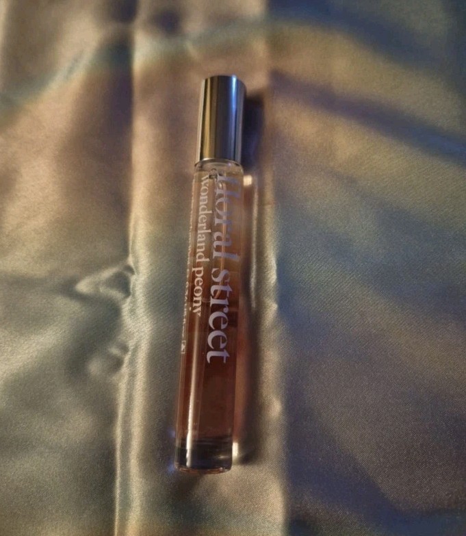 Floral Street Wonderland Peony Eau De Parfum 10Ml