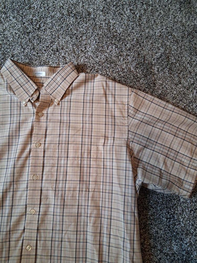 Mens Dress Shirt - XL - Short Sleeve - Van Heusen Button Down