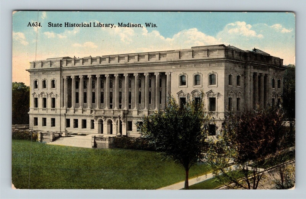 Madison WI-Wisconsin, State Historical Library Building Grounds Vintage Postcard