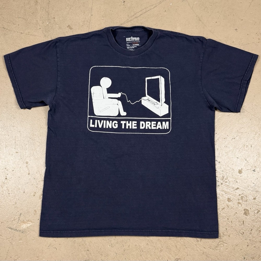 Vintage Urban Pipeline Living The Dream Video Game T Shirt Blue Y2K Size Large