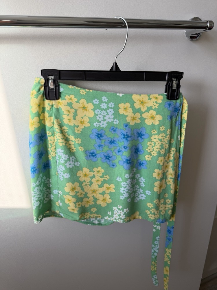 ASOS DESIGN Green Yellow Blue Floral Tie Wrap Mini Skirt US 4