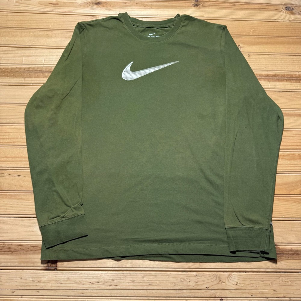 The Nike Tee Dri-Fit Big Swoosh Athletic Sports Long Sleeve Graphic Shirt - XL