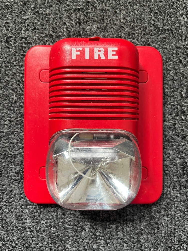 System Sensor SpectrAlert Classic P2415 Fire Alarm Horn Strobe USED TESTED