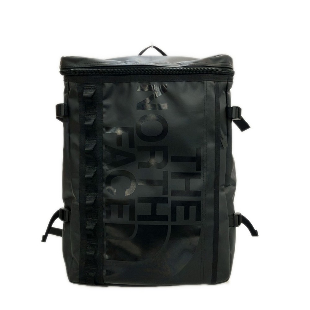 The North Face Fuse Box Men's Backpack Damage and Dirt Details