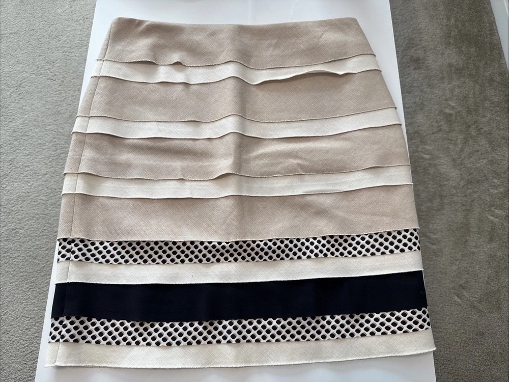 Stylish Office Skirt for Professional Women