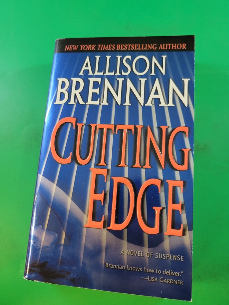 Cutting Edge By Allison Brennan PB