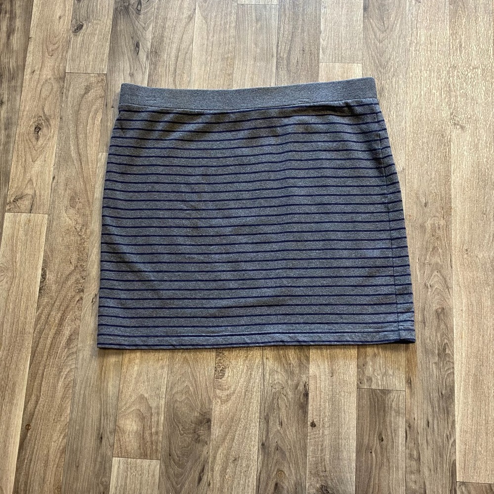 Banana Republic Factory Gray Striped Mini Skirt Size Large
