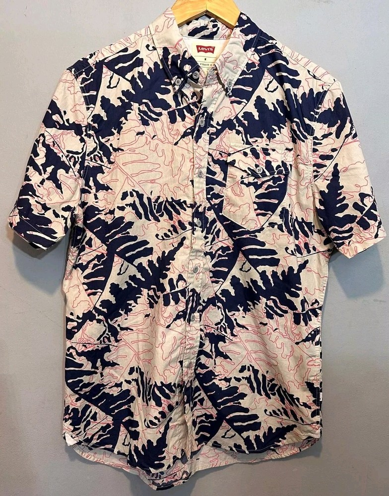 Levi's Abstract Palm Leaf Short Sleeve Shirt Size Medium-image