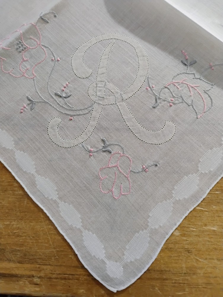 Vgt R Monogram White Shadows Cotton Hankié Handkerchief