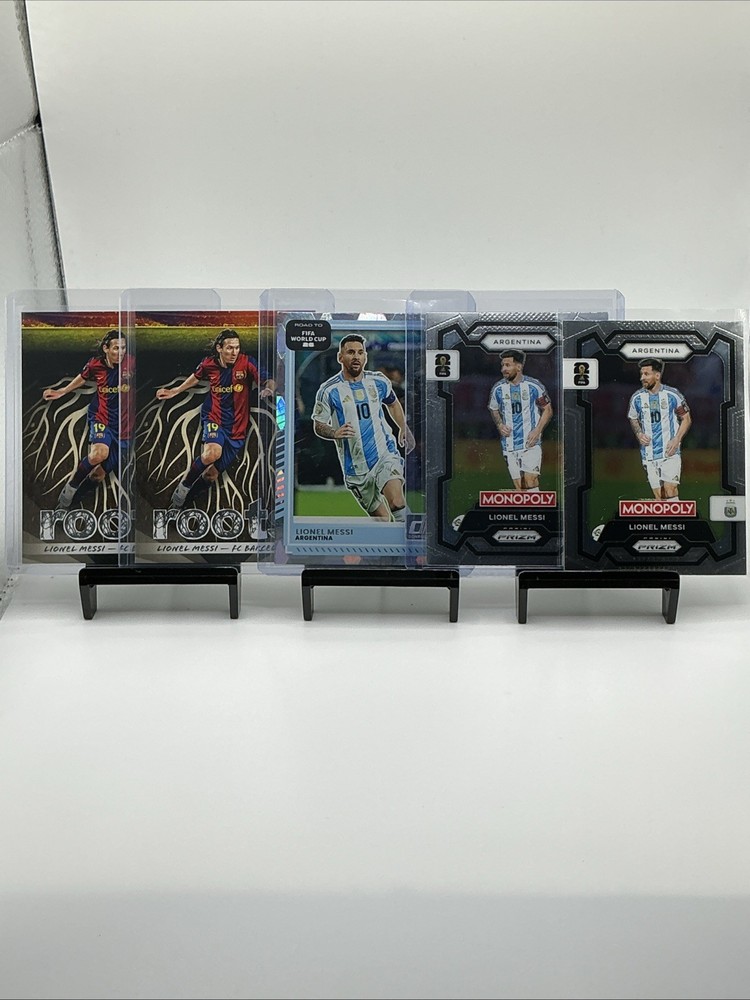 Lionel Messi Lot- 5 Cards