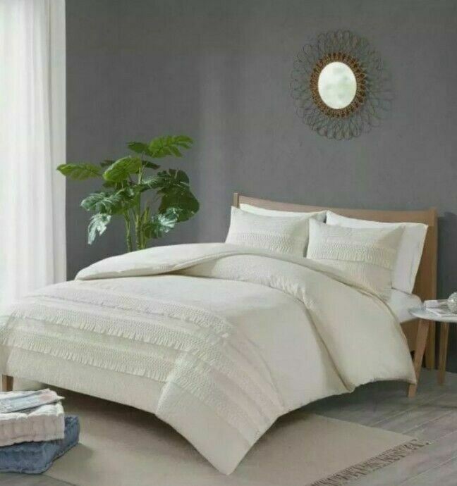 MADISON PARK Roselle Seersucker Duvet Cover Set 3PC Ivory Full Queen  