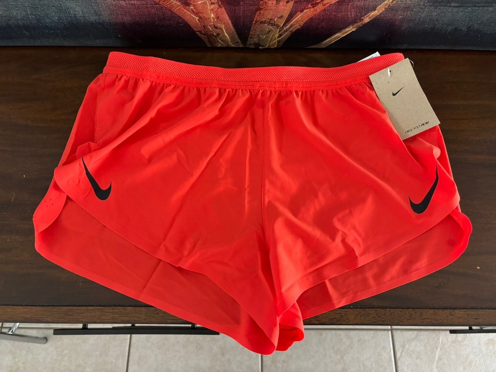 Nike AeroSwift Dri-FIT ADV 2'' Running Shorts Size L Light Crimson FN3349-696