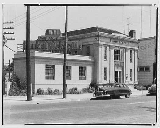 Hicksville Long Island NY 1953 Bank of Hicksville Exterior Building Car