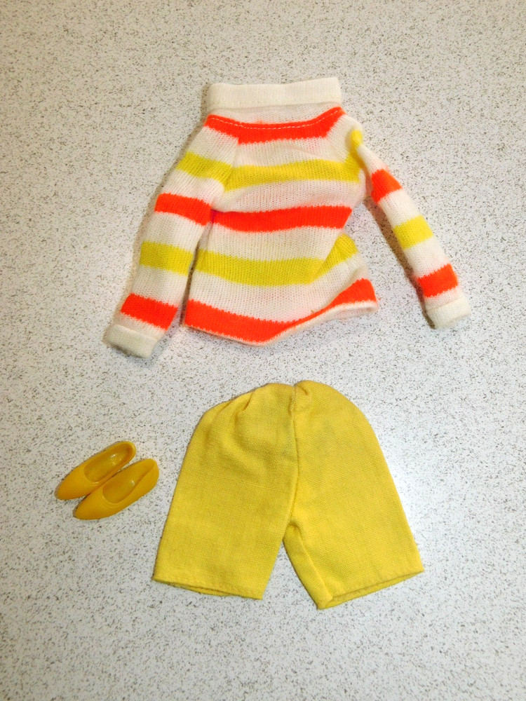 Barbie:  VINTAGE Complete COUNTRY CAPERS Outfit!