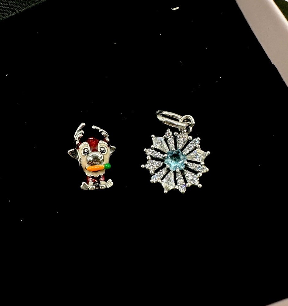 Authentic Pre-owned Pandora Disney Frozen Charm set  Queen Elsa Snowflake + Sven