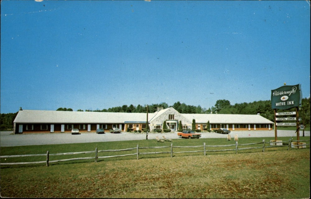 Riverdale II Motor Inn Peterborough New Hampshire vintage postcard j440