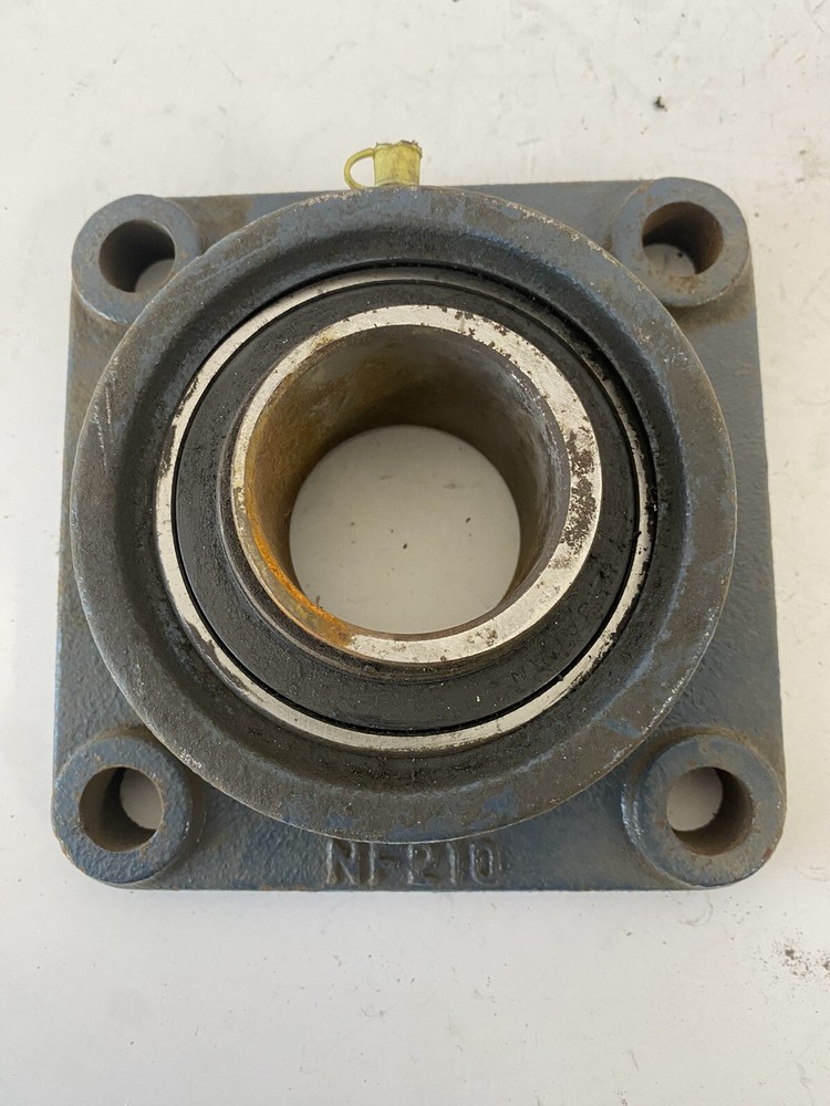 Fyh Nf210 4-Bolt Flange Mounted Bearing