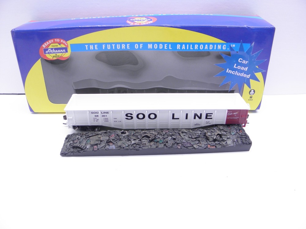 Athearn Ready To Roll  50'Gondola With Scrap Iron - Soo Line #68301 Ho Scale