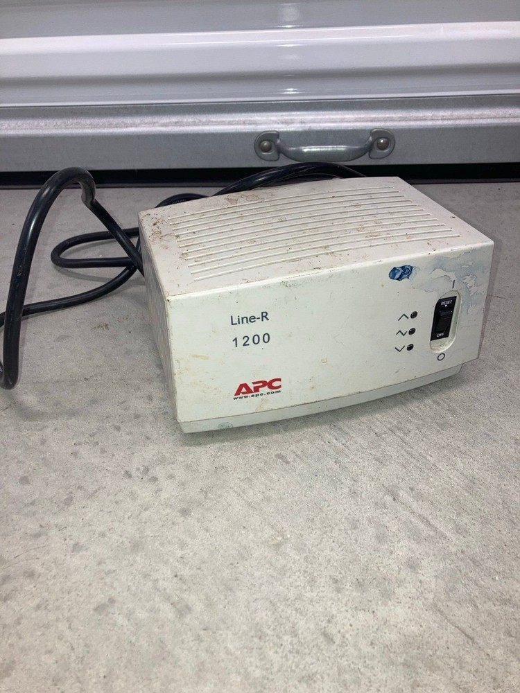 APC Automatic Voltage Regulator | LE1200 | Line-R 1200VA Tested Working