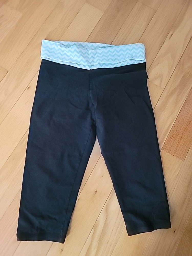 victoria secret Cropped Yoga Leggings Fold Over Med Black