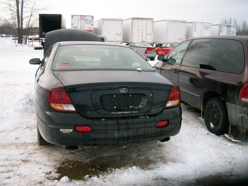 AURORA    2001 Valve Cover 156069