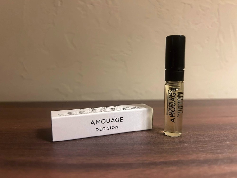 Amouage Decision Eau De Parfum Vial Spray Sample New & Boxed 2 ml / 0.06 fl oz