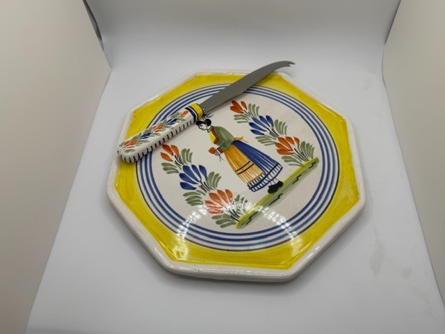 Henriot Quimper Ceramic Hot Plate/Cheese Tray Breton Peasant